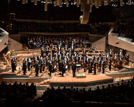 Arnold Schoenberg: Concerto for Violin, Transfigured Night, Jacob's Ladder Recording Review – An Engaging and Notable Compilation